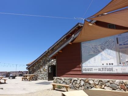 Made it to Baldy Notch at 7,840'. As long as you're not in solitude hiking mode, it's actually a pretty cool spot.