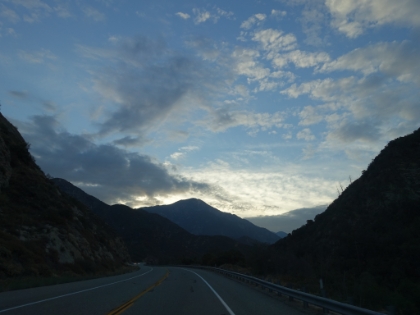Sunrise over Gorgonio as I head up the mountain. My heels ended-up feeling suprisingly good this morning, so I decided to give Momyer a go. The 28 mile distance worried me, but the ranger station was closed today, so there was no way to change my permit at this point.