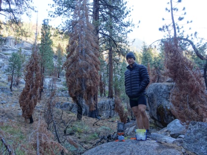 A chilly but sunny morning and breakfast at the campsite.
