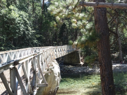 Back to the South Fork of the Kings River, crossing over it on Bailey Bridge. Bubbs Creek empties into the Kings River here.