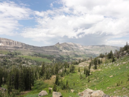 Starting to head up the other side of Alaska Basin. The scenery is getting increasingly amazing. This also marks my first serious climb of the trip.