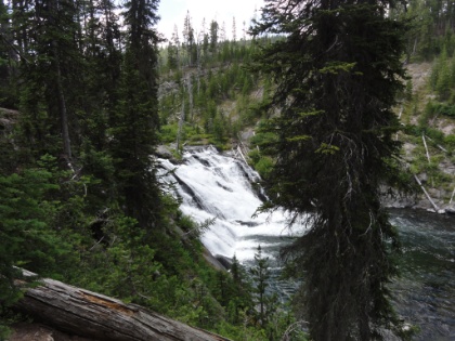 An impressive waterfall from one of the turnouts along the highway.