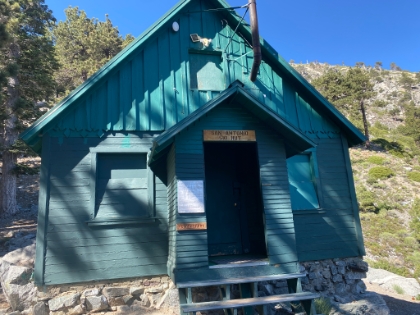 I hit the bottom, took a quick break, then turned around and headed back up. The whole way up, everyone that was headed down kept saying "didn't we just see you on top!?!?".