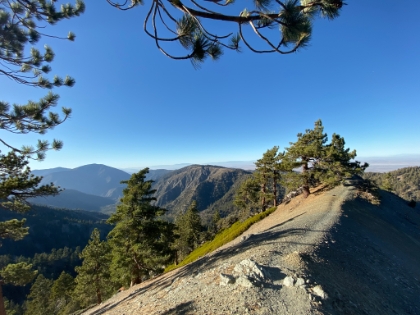 Heading back down now to meet-up with Dad. I had predicted 1hr 15min, and made it back in 1hr 13min (which included 20min on top).