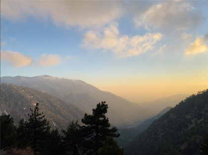We end up making it all the way back down to the car in the last of the daylight. End to another great day on Baldy!