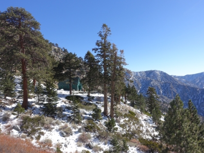 Leaving the hut and heading up the bowl.