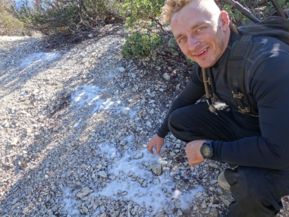 First signs of snow at about 5,500'.