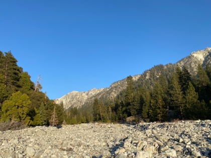 Made it all the way down in good time. Here crossing the creek bed at the end of the day. This is the only time I have  ever  seen it dry this time of year.