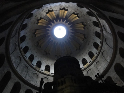 The rotunda above the Edicule.