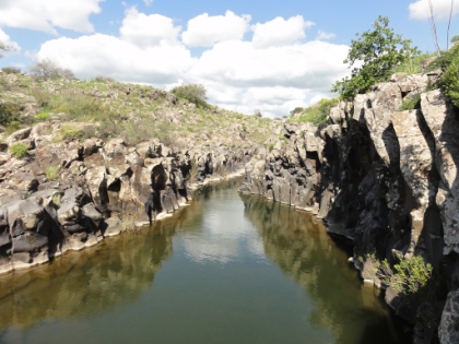 A look upstream on Nahal Zevitan.