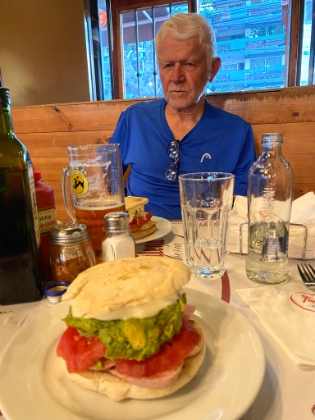 Then we have an excellent dinner at Fuente Chilena. Chile is known for its sandwiches, and there are sandwicher&iacute;as throughtout Santiago.