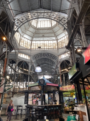 And then to San Telmo, where this old building has been converted into a modern, indoor mall.
