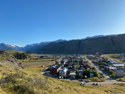 The trail quickly climbs out of El Chalt&eacute;n on another beautiful morning. I really could handle living here.
