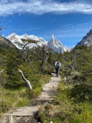 A nice path, followed by a steep climb up the moraine, almost to the lake.