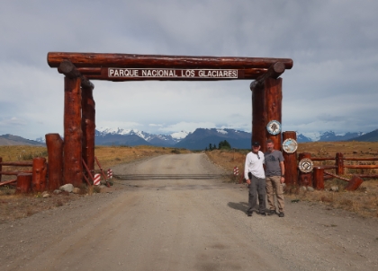 About to pass through another entrance into Parque Nacional los Glaciares.