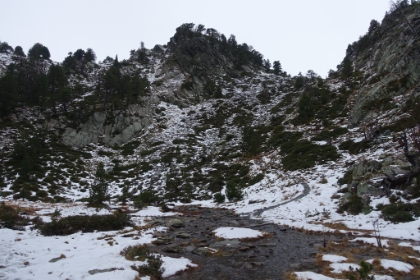 The trail crosses the creek and continues on out of the valley. Normally, I woudn't be too worried about coming down in the dark, but the middle of nowhere in Andorra is probably not the place to press my luck. This would have to mark my turnaround point for the day.