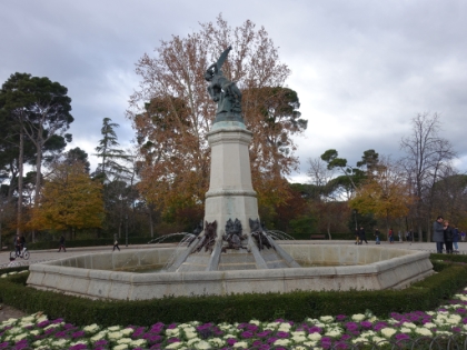 Fountains and flowers.