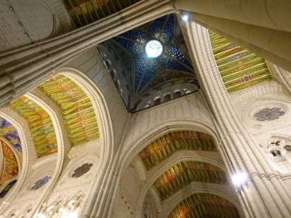 The ceiling is amazing.