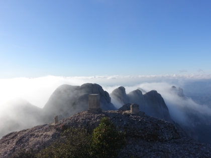 Looking across at what I assume is the old memorial summit marker before the new one was built.