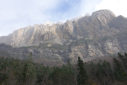 A closer look at the canyon walls. The Valle de Ordesa is like a cross between Yosemite and a mini Grand Canyon. The canyon is about 11km (7 miles) long and over 1,000m (3,300') deep. It goes down as one of my all-time favorite trail spots so far.