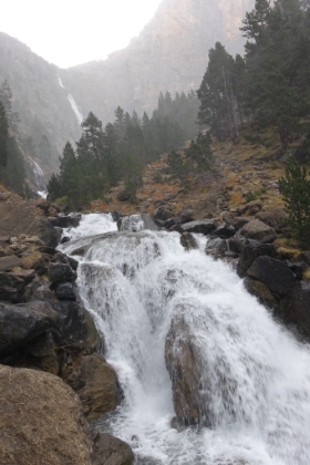A little closer view of La Cascada.