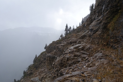 Another look at the trail along the faja.