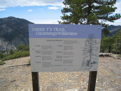 I love this sign (they have a couple of them along the trail). Among other things it says "Respect the solitude. Use low voices. Wear colors that blend with the landscape". Rules to live by!