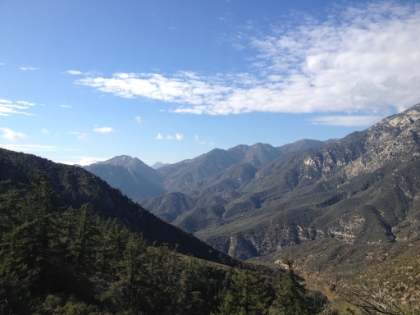 Bear Creek is somewhere down at the bottom of that valley, which will be my destination for the day (if I have time).
