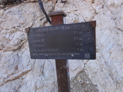 Made it to the juntion with the Gabrieleno Trail. This is a well known, really long loop trail around the Mt. Wilson area. It's pretty popular, so I figured the route out to Oakwide must be open...