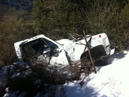 I've been on this section of trail before when I ran from Santiago to Modjeska. Here's the mysterious truck again.