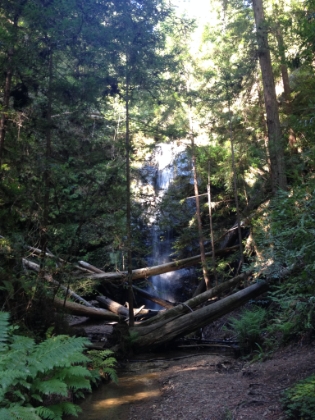 Approaching Silver Falls.