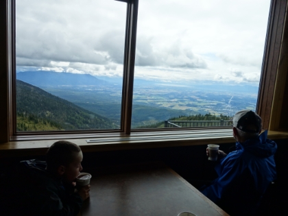 It was another chilly day, so we headed inside for some hot chocalate.