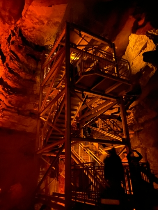 The 155 stairs heading up from Mammoth Dome. Some of the tourists had trouble getting up these stairs!