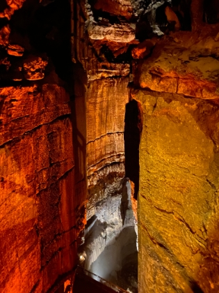 A look from higher up along the Mammoth Dome shaft.