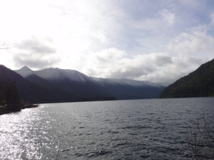 The surrounding mountains have a beautiful dusting of snow from the night before. I came prepared for rain, but it didn't occur to me to expect snow. Most of the trails I was planning to visit are just above sea level. But the snow level was down as low as 500'!