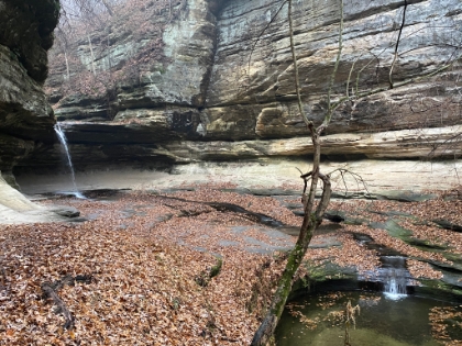 Made it to La Salle waterfall. The stream flows straight off a sandstone shelf, and the trail actually goes right behind the waterfall!