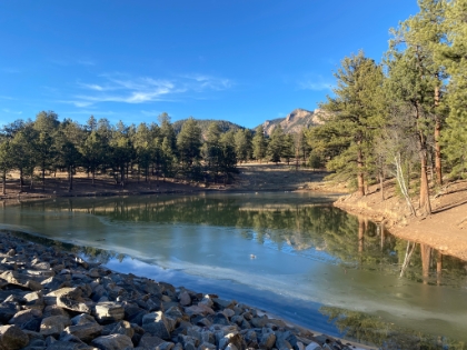 Before heading out, I took a quick detour to the Davis Ponds. End to another great day in the Rockies!