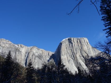 Back down to the Valley floor. Here's El Captian with Ribbon Fall to the left. There must have been at least a little water flowing over the normally dry fall since there's a snowy mist similar to Yosemite Falls.