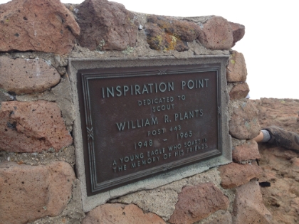 About two-thirds around the loop is a short offshoot to Inspiration Point.