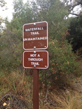 Though the detour here is umaintained, it's easy to follow once you've done it once or twice.