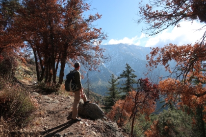 Heading-up towards Bear Flat, we're surprised how much snow there is on the surrounding peaks.