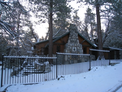 One of many old buildings in Wrightwood. This one evidently a lodge from 1926.